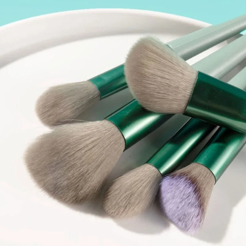 13 Pieces Makeup Brush Set Premium Quality, Strong Powder Grab | Quick-drying Ultra-soft Beauty Tools Portable Makeup Brush Set